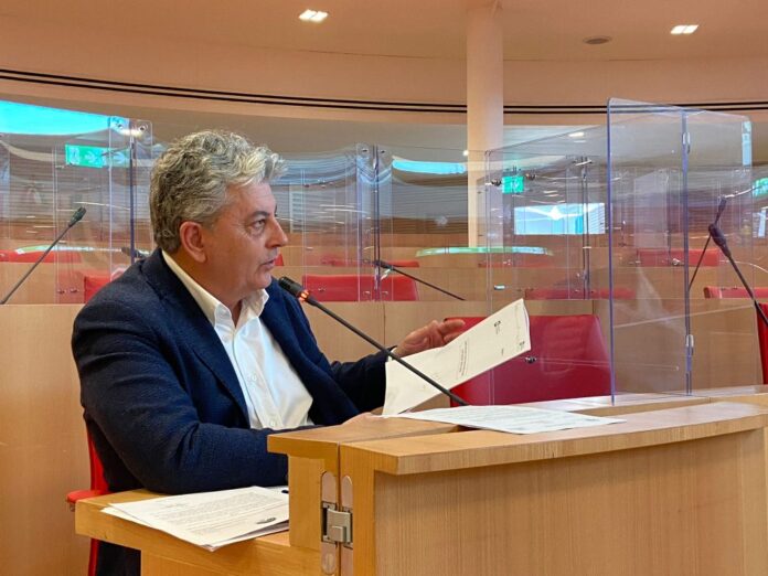 Foto Luigi Caroli