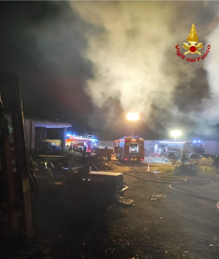Incendio masseria 18/04/22 (2)