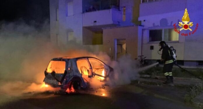 Foto dell'incendio San Donaci