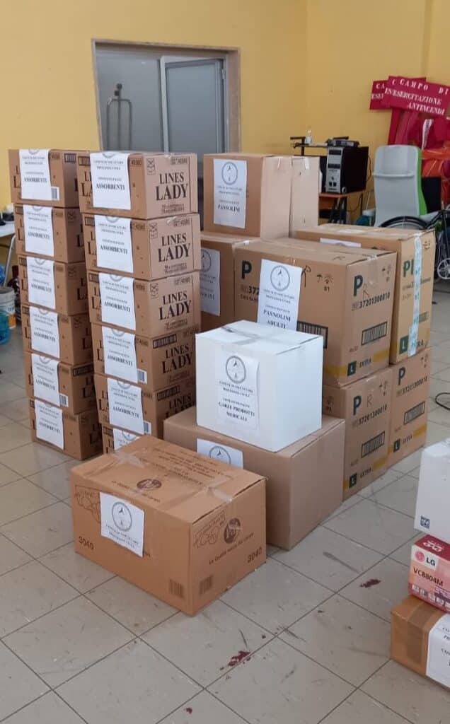 Foto di aiuti umanitari Noicattaro (2)