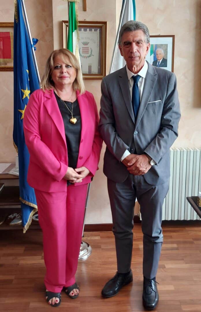 Foto del Prefetto Riflesso e il Sindaco Cannito