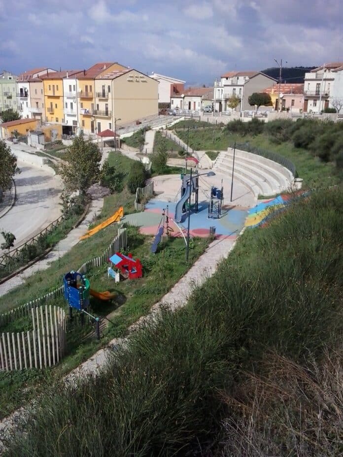 Foto del parco giochi Carlantino