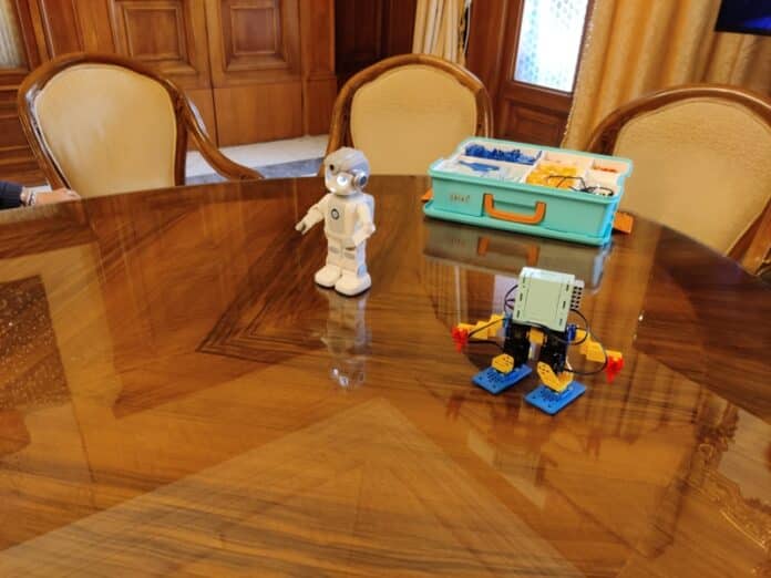 Foto di Dinerbot T8