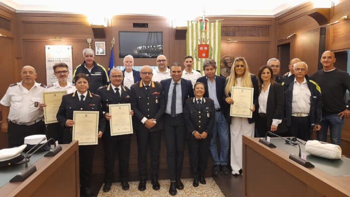 Encomio agenti Polizia Locale Monopoli