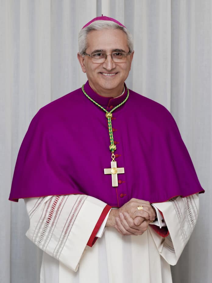 Foto di Monsignor Ciro Miniero