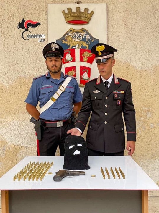Foto del materiale sequestrato