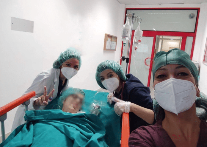 Foto del parto donna in coma