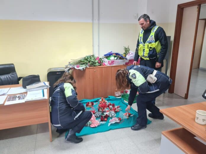 Foto del materiale sequestrato