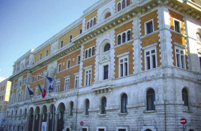 Foto del consiglio metropolitano di Bari