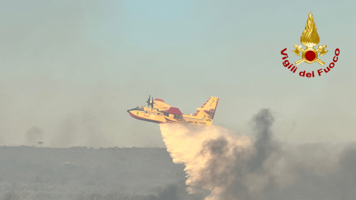 Foto del canadair