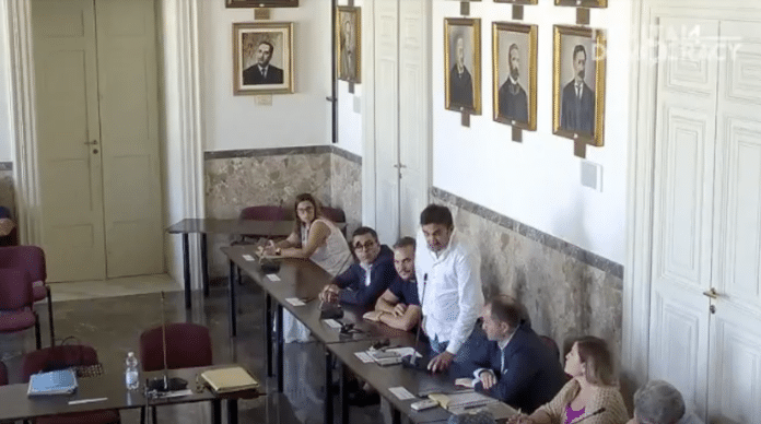 Foto del consiglio comunale