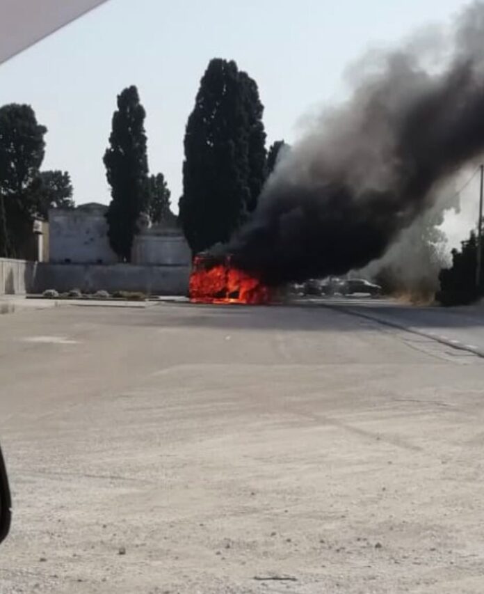 Foto dell'incendio
