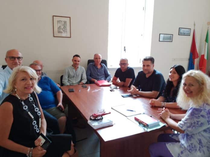Foto dell'incontro con i sindacati
