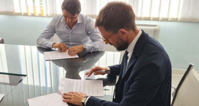 Firma protocollo d'intesa Asl Bari-Odg-Assostampa Puglia (4)