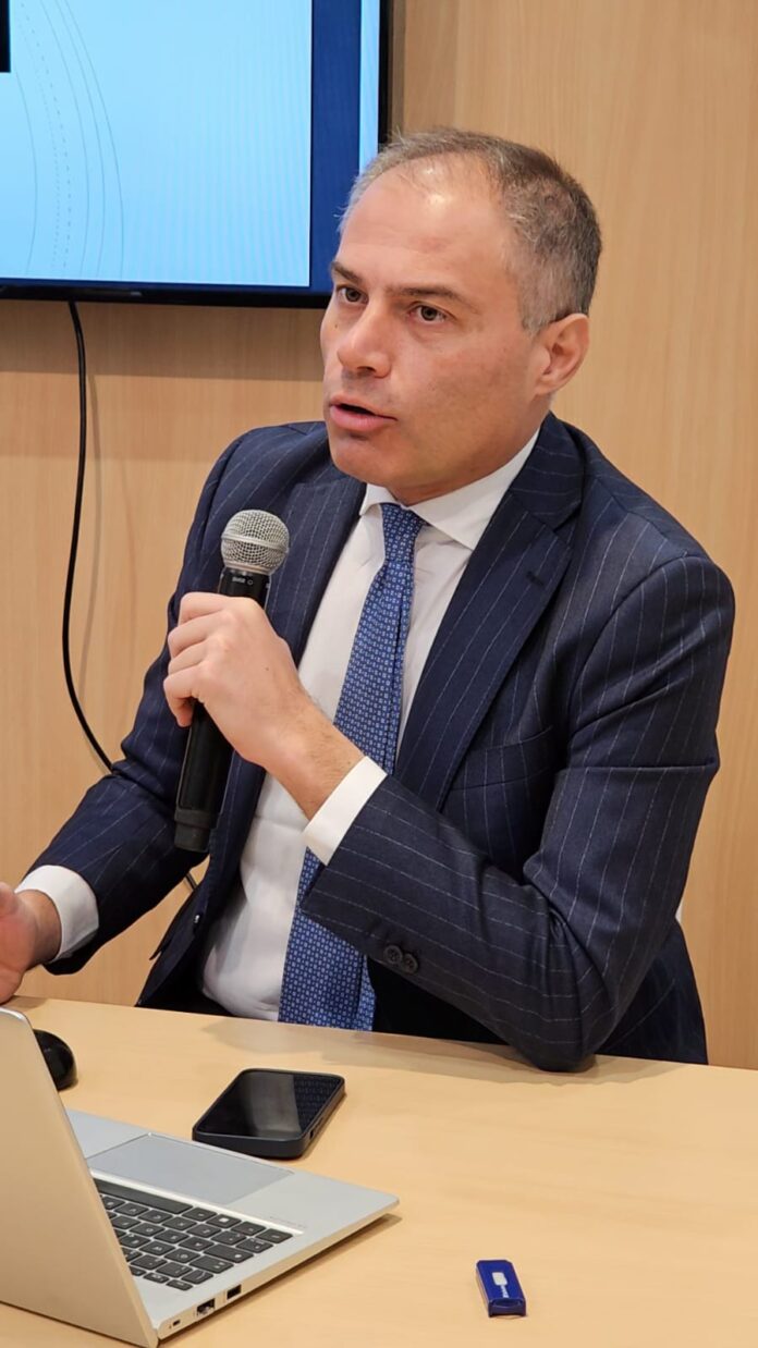 Luca Lazzàro