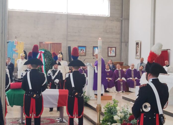 Foto dell'ultimo saluto a Carlo Legrottaglie