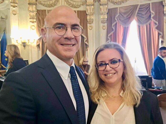 L’assessore alle Pari Opportunità, Andrea Guido, e la consigliera comunale, Lara Cataldo