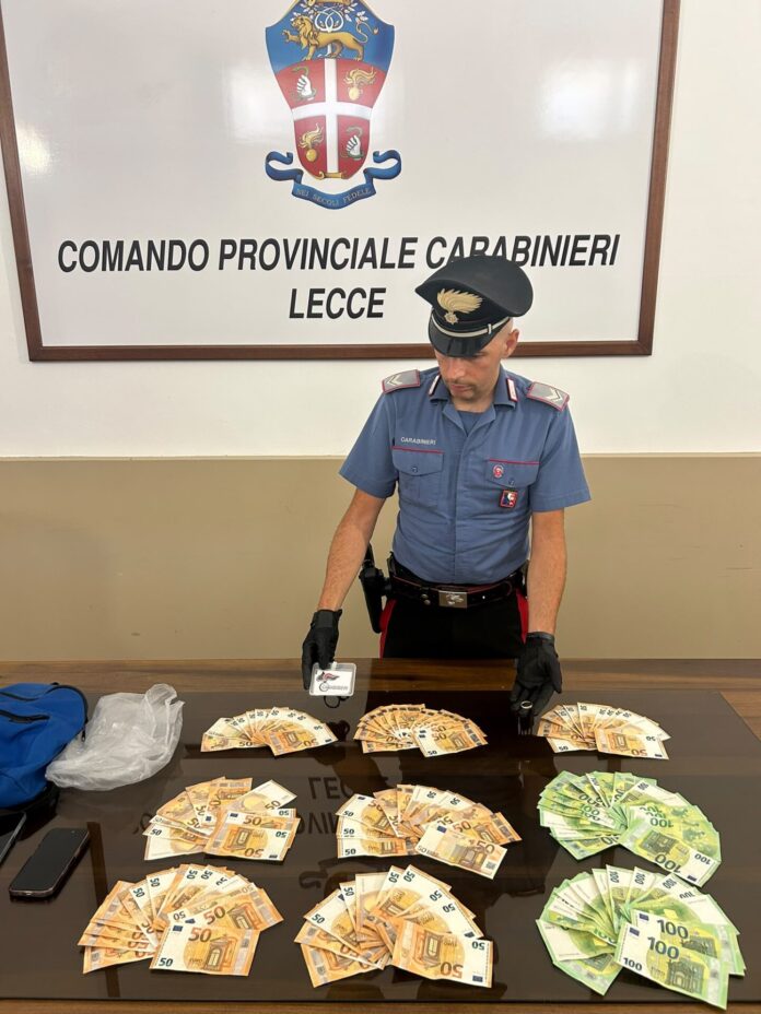 I Carabinieri hanno recuperato i beni dell'anziano truffato